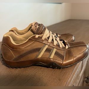 Lightly used men’s Skechers - size 11